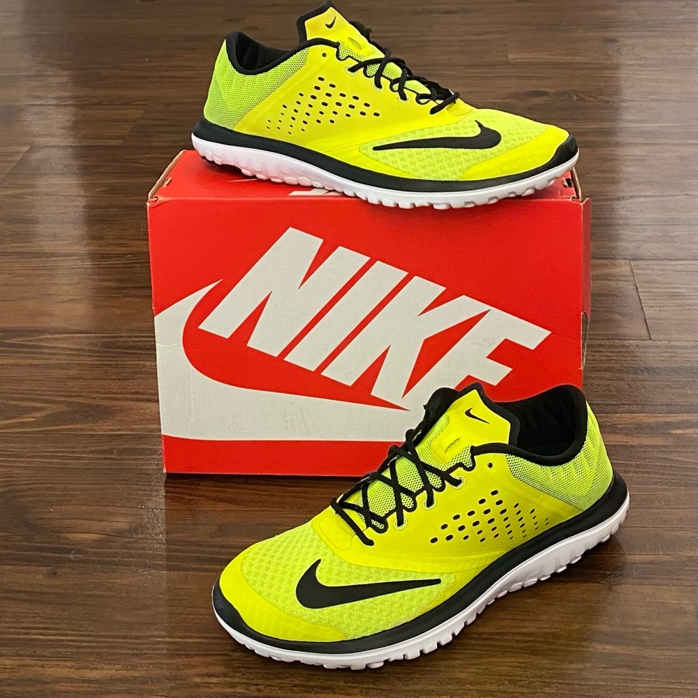 Nike FS Lite Run 2 - Mens Size 9
